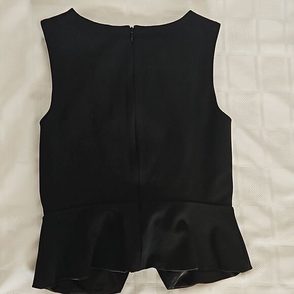 Marciano Twist Wrap Peek-A-Boo Top Black Medium - Picture 11 of 16